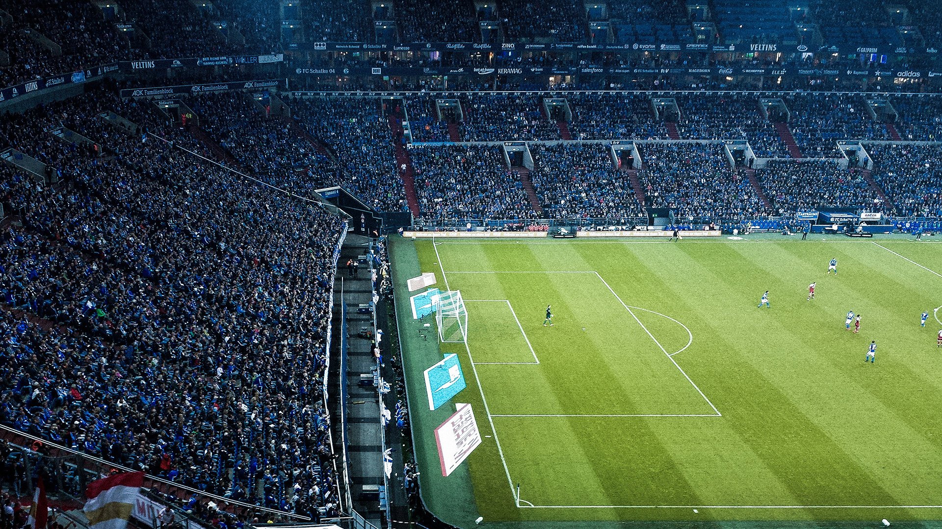 开云官方平台-巴黎之夜,法国队轻取宿敌,李梓嘉跨界点燃赛场